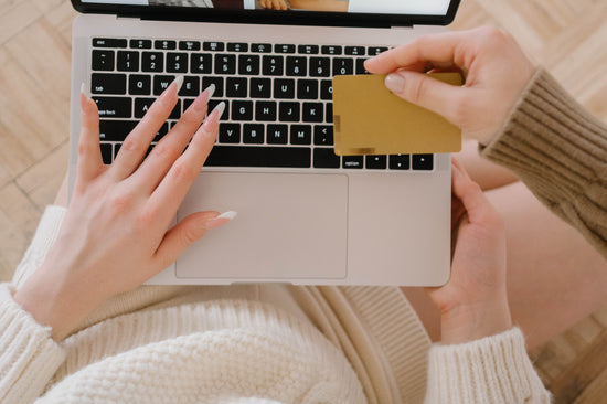Reasons you still need a business card in 2021